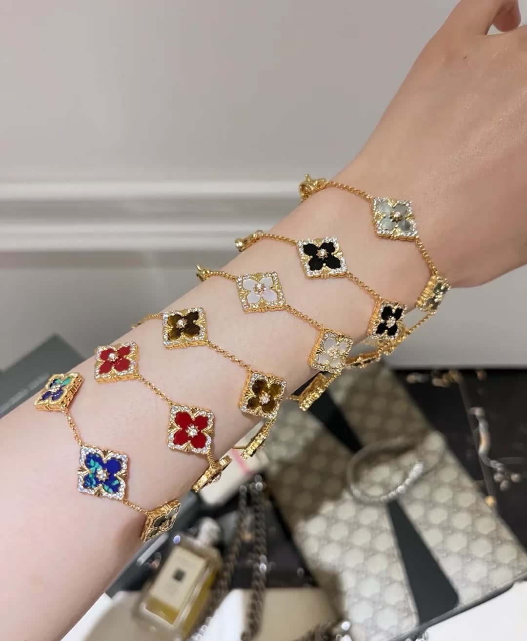 Buccellati Luxurious Flower Bracelet with Gemstones